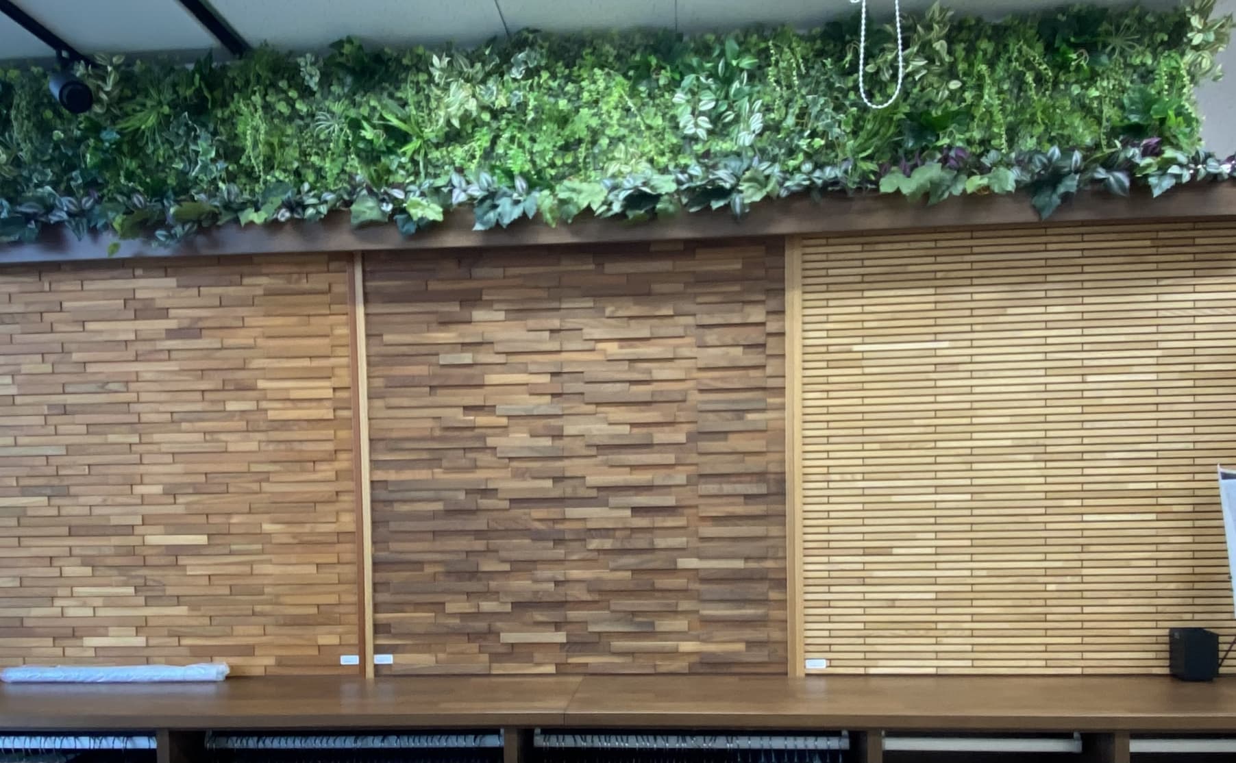 オフィスや店舗外壁